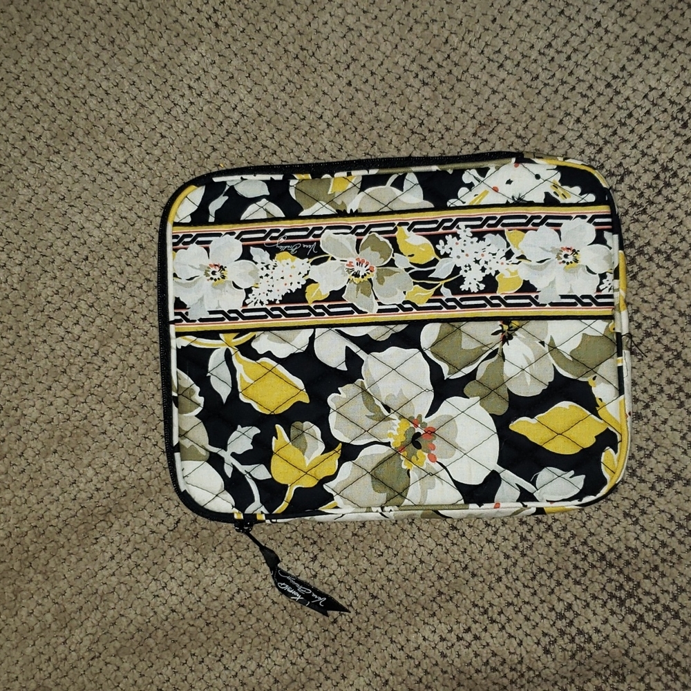 Vera Bradley Dogwood Padded Tablet Sleeve